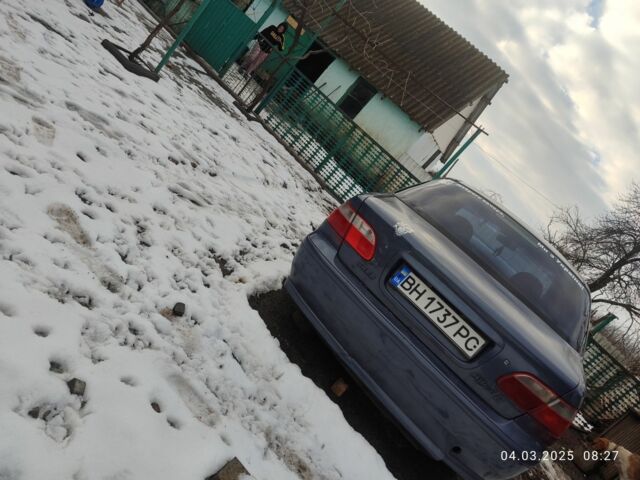 Фіат Альбеа 2003 у Раздельной на Automoto.ua Сірий Фіат Альбеа, об'ємом двигуна 1.2 л та пробігом 400 тис. км за 500 $, фото 1 на Automoto.ua