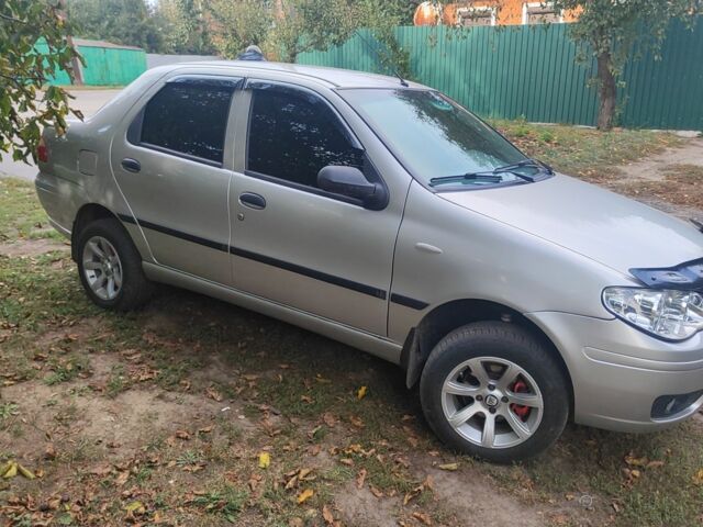 Сірий Фіат Альбеа, об'ємом двигуна 1.4 л та пробігом 172 тис. км за 3700 $, фото 2 на Automoto.ua