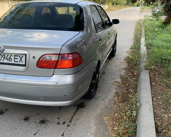 Фіат Альбеа 2007 у Івано-Франківську на Automoto.ua Сірий Фіат Альбеа, об'ємом двигуна 1.37 л та пробігом 221 тис. км за 2700 $, фото 3 на Automoto.ua