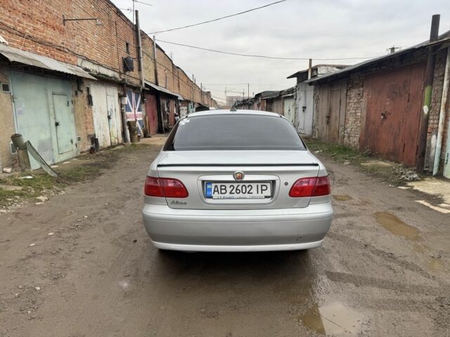 Серый Фиат Альбеа, объемом двигателя 1.4 л и пробегом 160 тыс. км за 2850 $, фото 5 на Automoto.ua