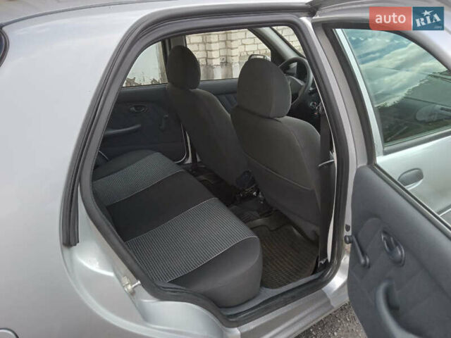Фіат Альбеа 2010 у Первомайськ на Automoto.ua Сірий Фіат Альбеа, об'ємом двигуна 1.37 л та пробігом 77 тис. км за 4200 $, фото 7 на Automoto.ua