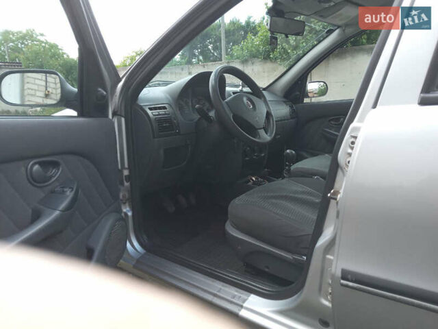 Фіат Альбеа 2010 у Первомайськ на Automoto.ua Сірий Фіат Альбеа, об'ємом двигуна 1.37 л та пробігом 77 тис. км за 4200 $, фото 3 на Automoto.ua