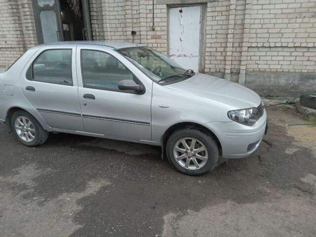Сірий Фіат Альбеа, об'ємом двигуна 1.4 л та пробігом 77 тис. км за 4200 $, фото 1 на Automoto.ua