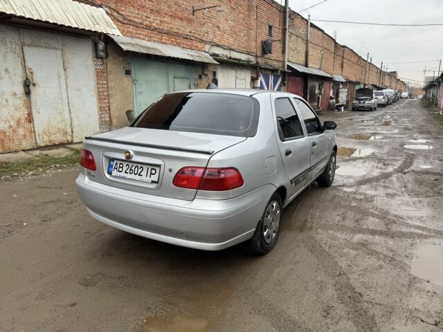 Серый Фиат Альбеа, объемом двигателя 1.4 л и пробегом 160 тыс. км за 2850 $, фото 6 на Automoto.ua