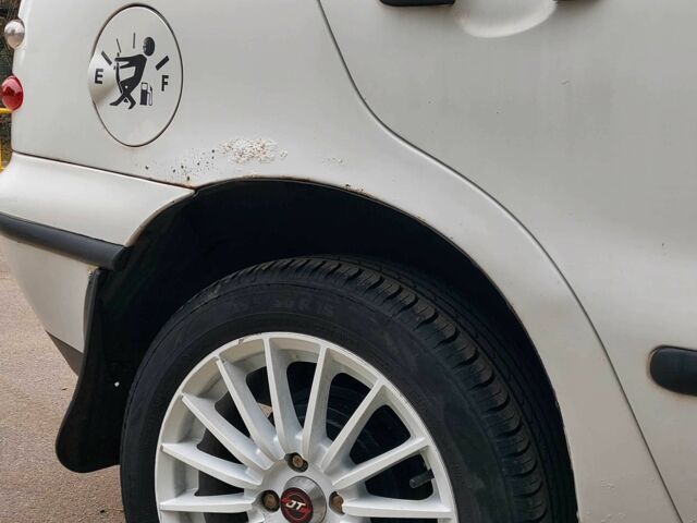 Белый Фиат Брава, объемом двигателя 1.6 л и пробегом 367 тыс. км за 1700 $, фото 23 на Automoto.ua