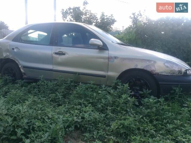 Бежевый Фиат Брава, объемом двигателя 1.75 л и пробегом 290 тыс. км за 850 $, фото 5 на Automoto.ua