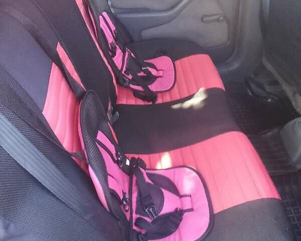 Красный Фиат Брава, объемом двигателя 1.4 л и пробегом 250 тыс. км за 2000 $, фото 5 на Automoto.ua