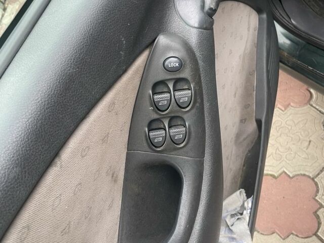 Фиат Брава, объемом двигателя 1.6 л и пробегом 189 тыс. км за 1571 $, фото 8 на Automoto.ua