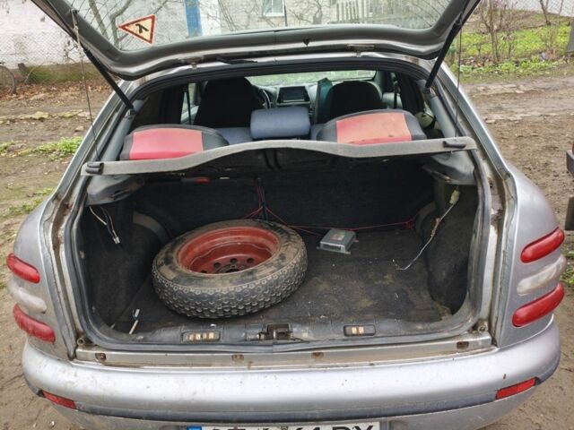 Сірий Фіат Брава, об'ємом двигуна 1.6 л та пробігом 305 тис. км за 899 $, фото 5 на Automoto.ua