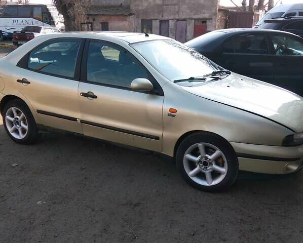 Серый Фиат Брава, объемом двигателя 1.75 л и пробегом 245 тыс. км за 1600 $, фото 1 на Automoto.ua