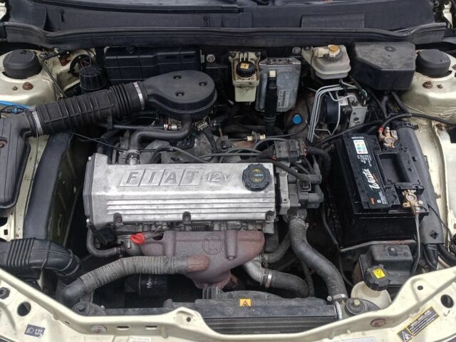 Серый Фиат Брава, объемом двигателя 1.4 л и пробегом 222 тыс. км за 1500 $, фото 7 на Automoto.ua