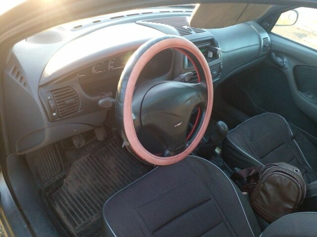 Серый Фиат Брава, объемом двигателя 1.6 л и пробегом 245 тыс. км за 1600 $, фото 4 на Automoto.ua