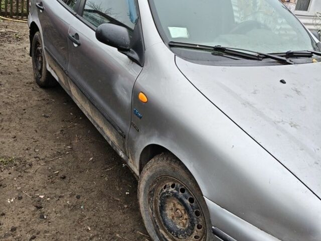 Сірий Фіат Брава, об'ємом двигуна 1.6 л та пробігом 305 тис. км за 899 $, фото 2 на Automoto.ua
