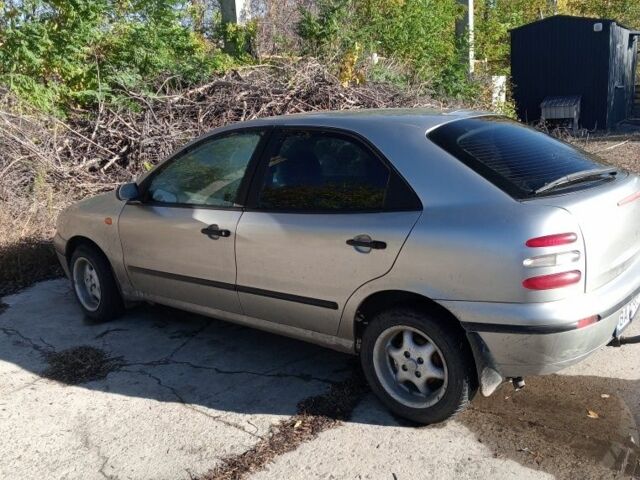 Серый Фиат Брава, объемом двигателя 1.6 л и пробегом 120 тыс. км за 2100 $, фото 1 на Automoto.ua