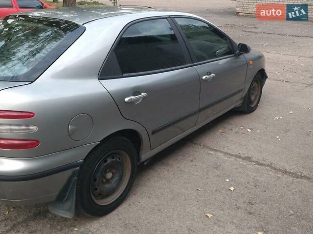 Сірий Фіат Брава, об'ємом двигуна 1.6 л та пробігом 255 тис. км за 1700 $, фото 2 на Automoto.ua