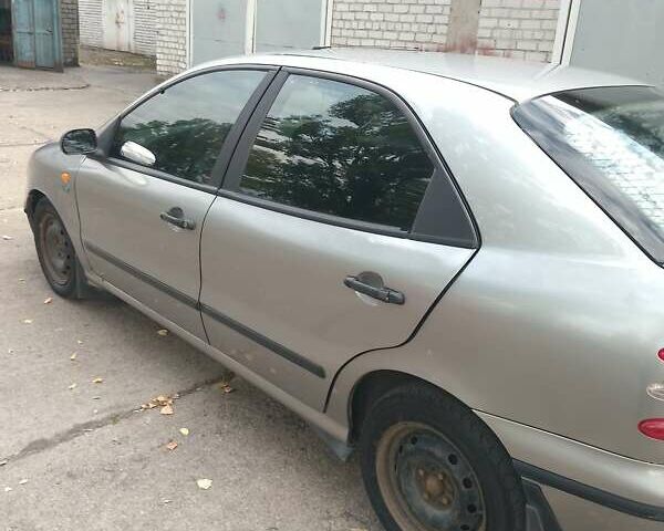 Серый Фиат Брава, объемом двигателя 1.6 л и пробегом 290 тыс. км за 1700 $, фото 6 на Automoto.ua