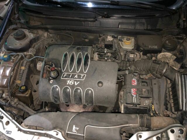 Синий Фиат Брава, объемом двигателя 1.3 л и пробегом 237 тыс. км за 1600 $, фото 5 на Automoto.ua