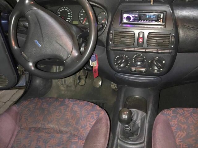 Синий Фиат Брава, объемом двигателя 1.3 л и пробегом 237 тыс. км за 1600 $, фото 6 на Automoto.ua