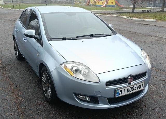 Синий Фиат Брава, объемом двигателя 1.4 л и пробегом 173 тыс. км за 3550 $, фото 1 на Automoto.ua