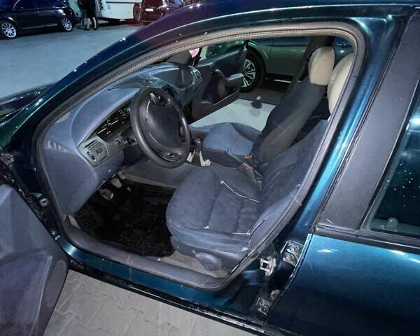 Зеленый Фиат Брава, объемом двигателя 1.6 л и пробегом 330 тыс. км за 2000 $, фото 8 на Automoto.ua