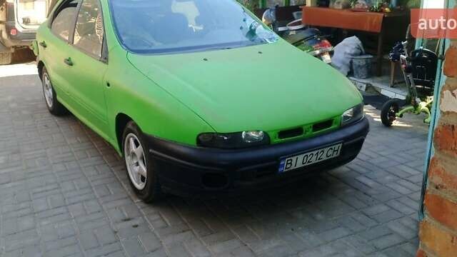 Зеленый Фиат Брава, объемом двигателя 1.4 л и пробегом 160 тыс. км за 2000 $, фото 4 на Automoto.ua