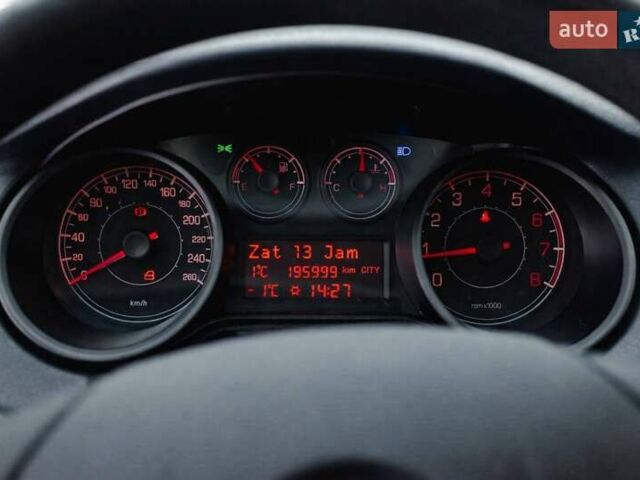 Білий Фіат Браво, об'ємом двигуна 1.37 л та пробігом 196 тис. км за 4550 $, фото 7 на Automoto.ua