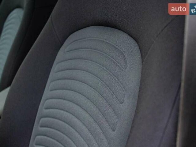 Білий Фіат Браво, об'ємом двигуна 1.37 л та пробігом 196 тис. км за 4550 $, фото 14 на Automoto.ua