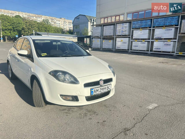 Белый Фиат Браво, объемом двигателя 1.6 л и пробегом 234 тыс. км за 5500 $, фото 7 на Automoto.ua