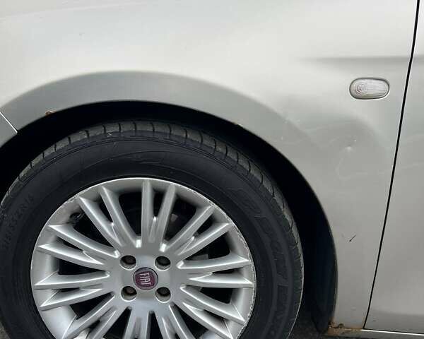 Бежевый Фиат Браво, объемом двигателя 1.37 л и пробегом 138 тыс. км за 6000 $, фото 26 на Automoto.ua