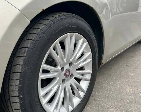 Бежевый Фиат Браво, объемом двигателя 1.37 л и пробегом 138 тыс. км за 6000 $, фото 23 на Automoto.ua