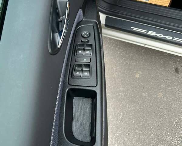 Бежевый Фиат Браво, объемом двигателя 1.37 л и пробегом 138 тыс. км за 6000 $, фото 18 на Automoto.ua