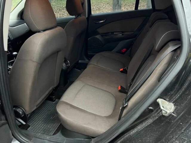 Черный Фиат Браво, объемом двигателя 1.4 л и пробегом 219 тыс. км за 4440 $, фото 15 на Automoto.ua