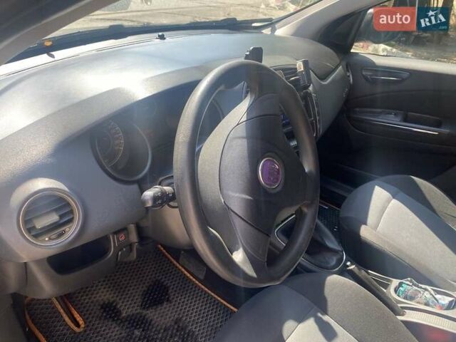 Чорний Фіат Браво, об'ємом двигуна 1.4 л та пробігом 190 тис. км за 4600 $, фото 11 на Automoto.ua