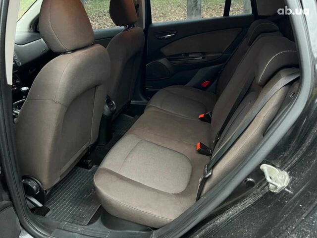 Черный Фиат Браво, объемом двигателя 1.4 л и пробегом 219 тыс. км за 4440 $, фото 15 на Automoto.ua