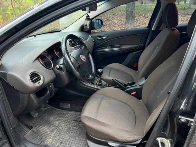 Черный Фиат Браво, объемом двигателя 1.4 л и пробегом 219 тыс. км за 4440 $, фото 9 на Automoto.ua