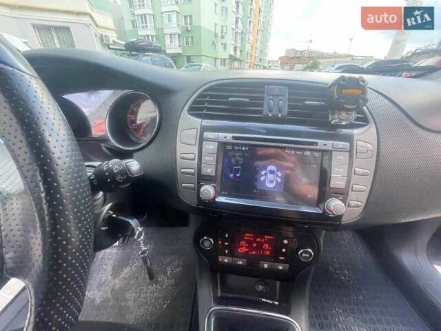 Чорний Фіат Браво, об'ємом двигуна 1.37 л та пробігом 180 тис. км за 5600 $, фото 22 на Automoto.ua