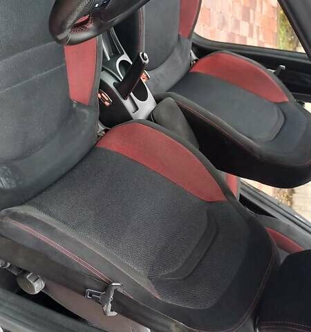 Черный Фиат Браво, объемом двигателя 1.6 л и пробегом 136 тыс. км за 6300 $, фото 8 на Automoto.ua