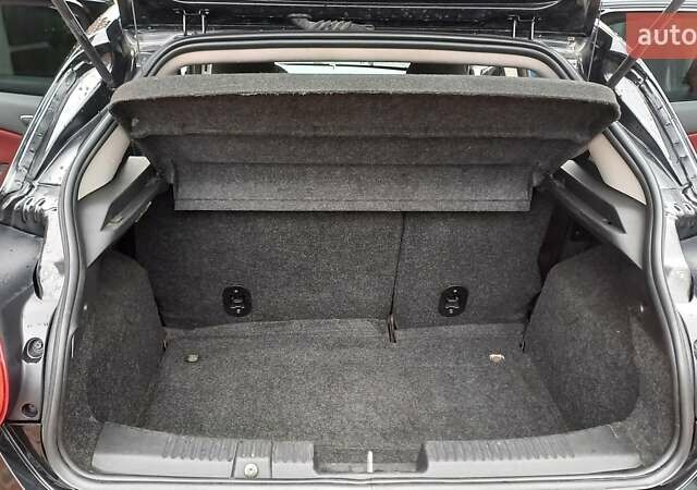 Черный Фиат Браво, объемом двигателя 1.6 л и пробегом 136 тыс. км за 6300 $, фото 12 на Automoto.ua