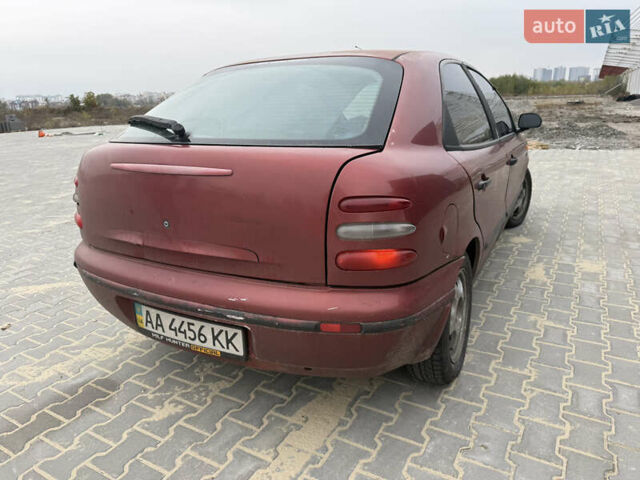 Красный Фиат Браво, объемом двигателя 1.6 л и пробегом 260 тыс. км за 1250 $, фото 5 на Automoto.ua