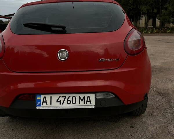 Красный Фиат Браво, объемом двигателя 1.37 л и пробегом 320 тыс. км за 4500 $, фото 2 на Automoto.ua