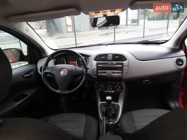 Червоний Фіат Браво, об'ємом двигуна 1.37 л та пробігом 255 тис. км за 5900 $, фото 2 на Automoto.ua