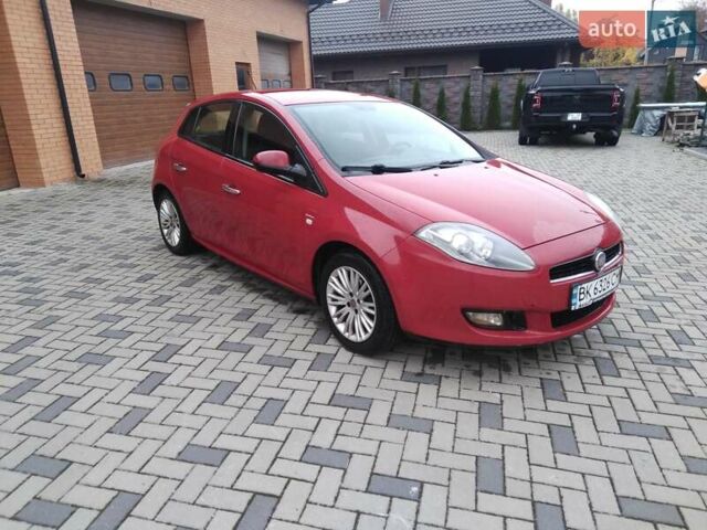 Червоний Фіат Браво, об'ємом двигуна 1.37 л та пробігом 255 тис. км за 5900 $, фото 9 на Automoto.ua