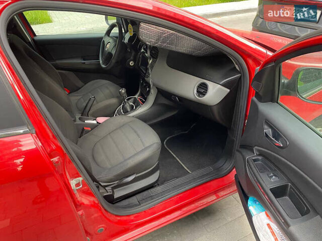 Фіат Браво, об'ємом двигуна 1.37 л та пробігом 243 тис. км за 5200 $, фото 1 на Automoto.ua