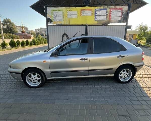 Серый Фиат Браво, объемом двигателя 1.6 л и пробегом 255 тыс. км за 2500 $, фото 3 на Automoto.ua