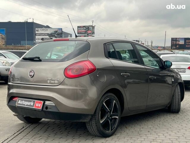Серый Фиат Браво, объемом двигателя 1.9 л и пробегом 194 тыс. км за 4890 $, фото 7 на Automoto.ua