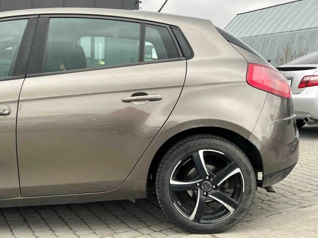 Сірий Фіат Браво, об'ємом двигуна 4 л та пробігом 194 тис. км за 4890 $, фото 4 на Automoto.ua
