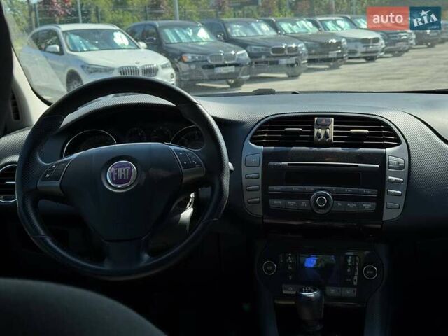 Серый Фиат Браво, объемом двигателя 1.91 л и пробегом 220 тыс. км за 5300 $, фото 25 на Automoto.ua