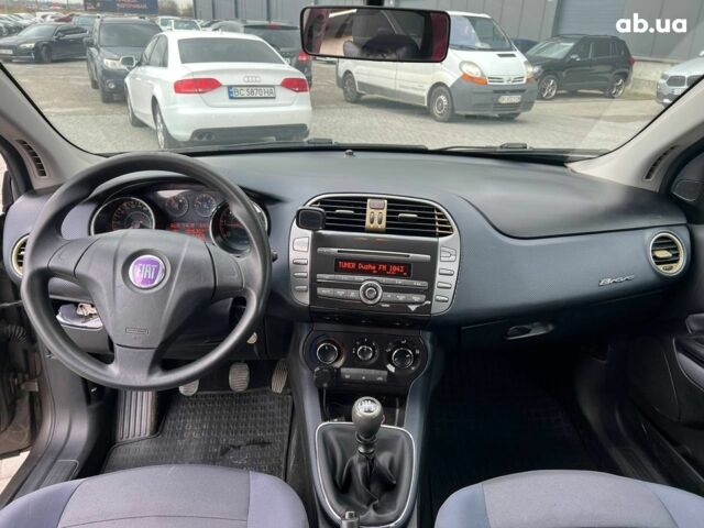 Серый Фиат Браво, объемом двигателя 1.9 л и пробегом 194 тыс. км за 4890 $, фото 28 на Automoto.ua