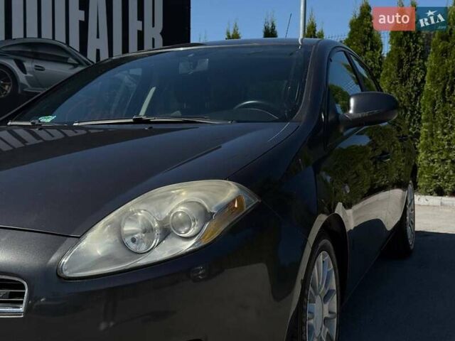 Серый Фиат Браво, объемом двигателя 1.91 л и пробегом 220 тыс. км за 5300 $, фото 6 на Automoto.ua