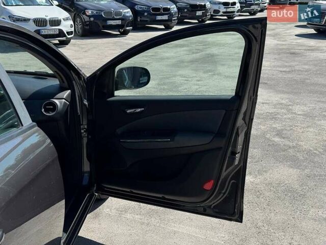 Серый Фиат Браво, объемом двигателя 1.91 л и пробегом 220 тыс. км за 5300 $, фото 27 на Automoto.ua